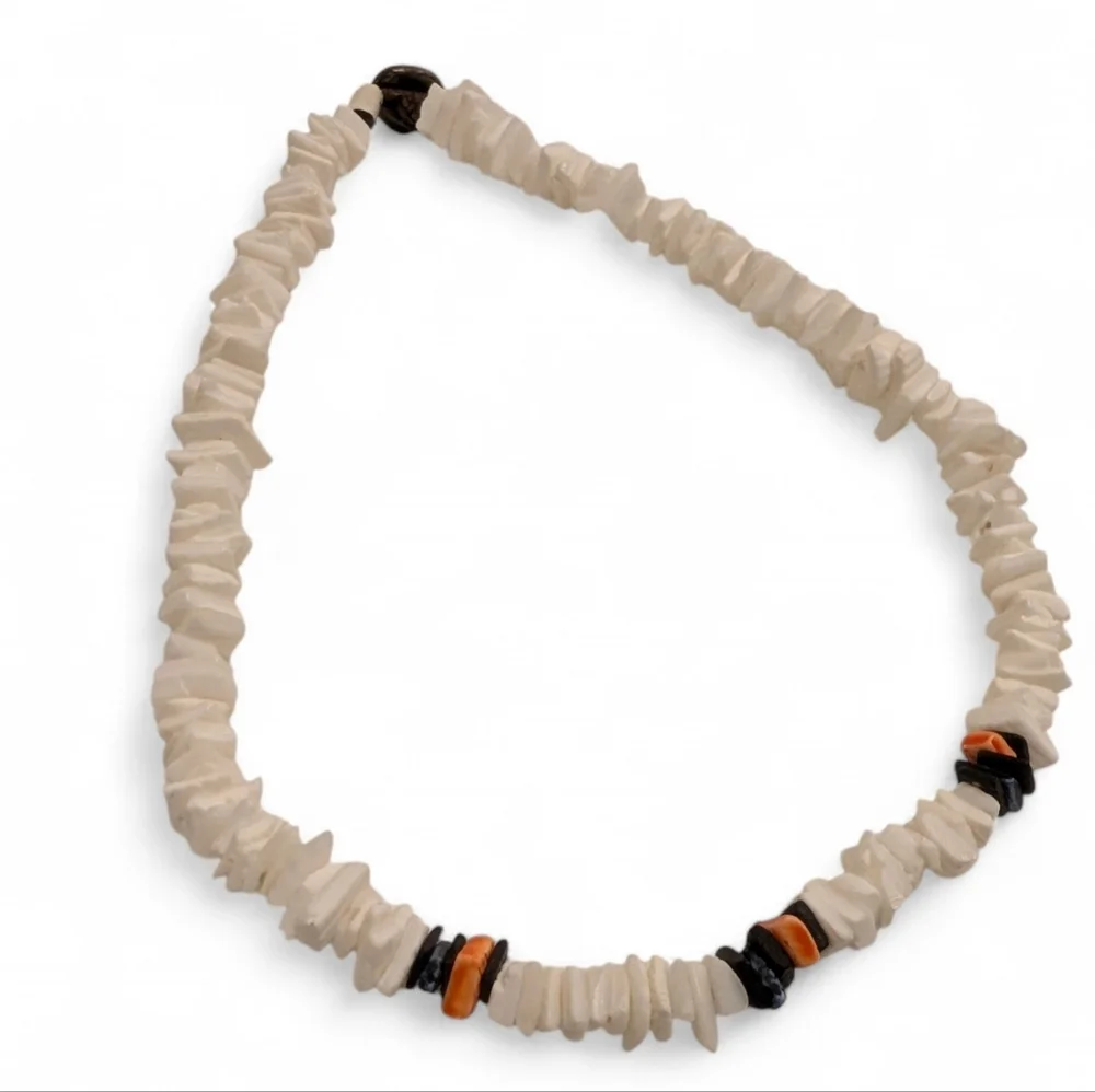 VINTAGE Puka Shell Necklace Brown White Surfer Choker 90s